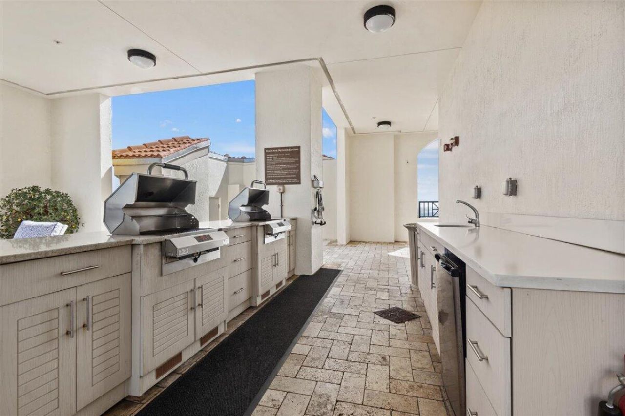 801 S Olive Avenue, Unit 105, West Palm Beach, FL 33401 Photo