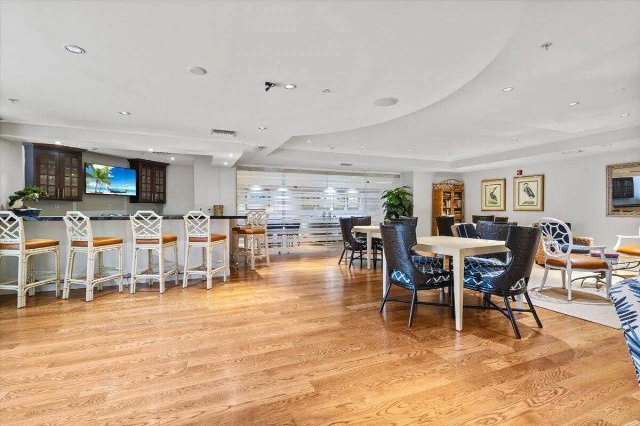 801 S Olive Avenue, Unit 105, West Palm Beach, FL 33401 Photo