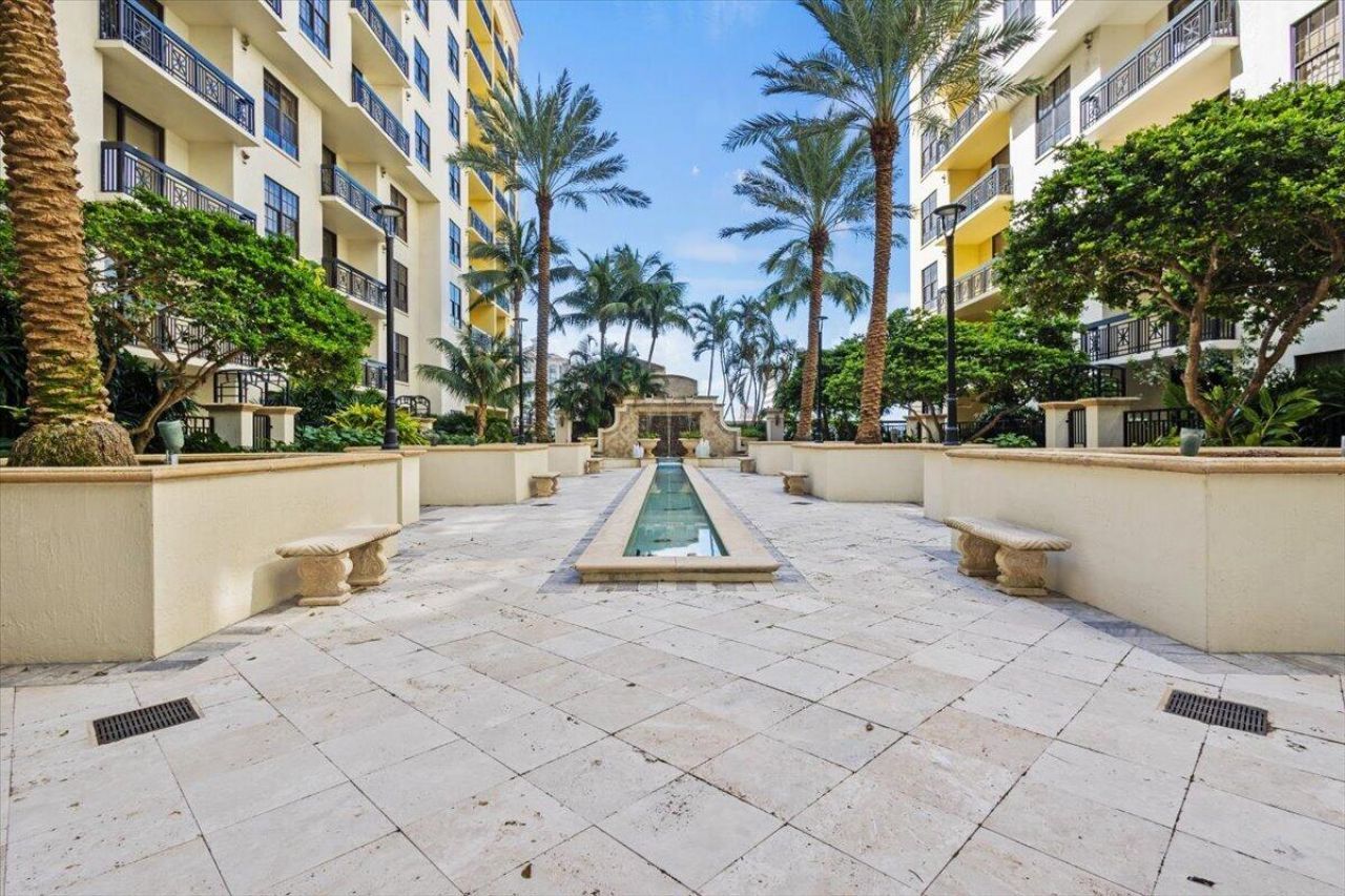 801 S Olive Avenue, Unit 105, West Palm Beach, FL 33401 Photo