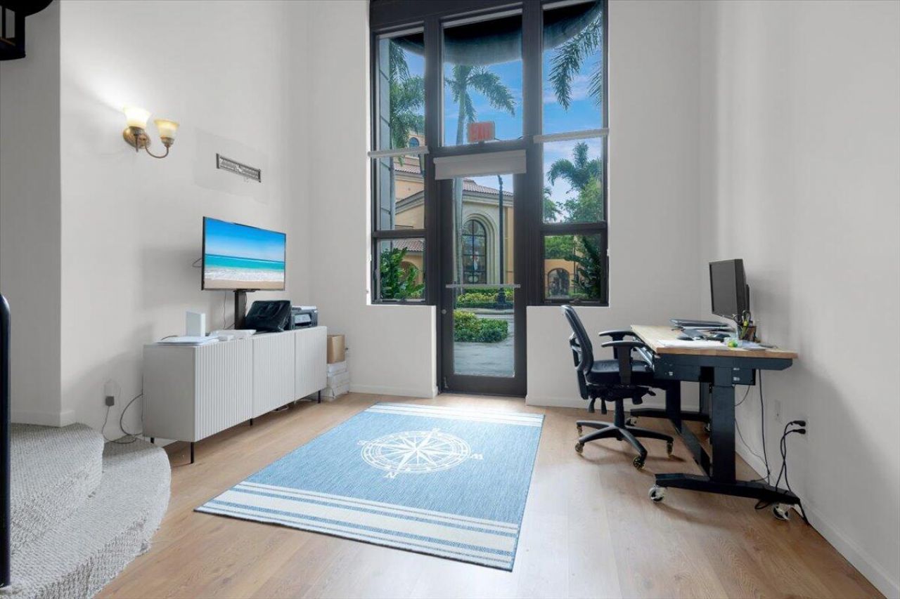 801 S Olive Avenue, Unit 105, West Palm Beach, FL 33401 Photo
