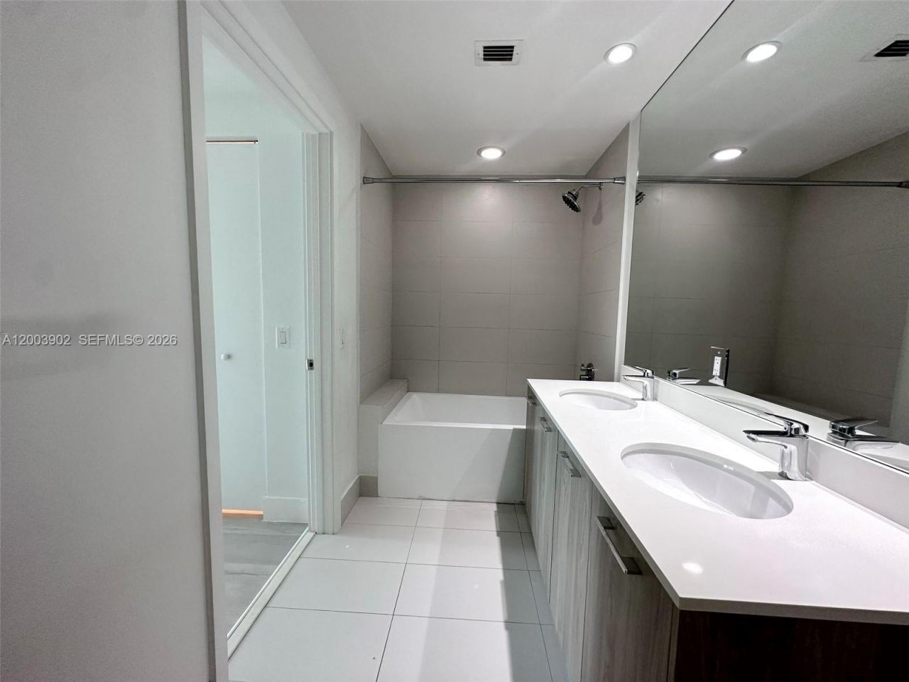 Please Call For Address, Unit 1107, Miami, FL 33137 Photo