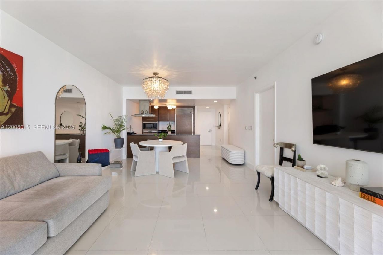 495 Brickell Ave , Unit 3509, Miami, FL 33131 Photo