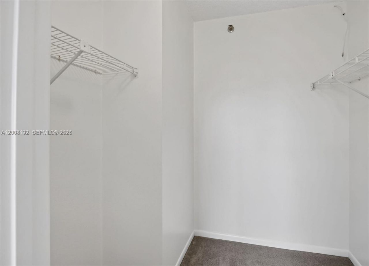 3300 W Rolling Hills Cir, Unit 606, Davie, FL 33328 Photo