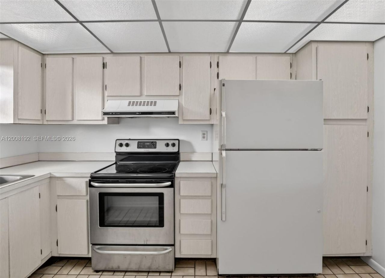 3300 W Rolling Hills Cir, Unit 606, Davie, FL 33328 Photo