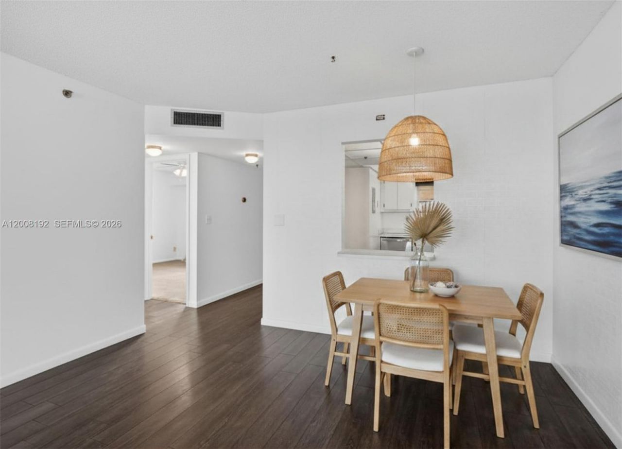 3300 W Rolling Hills Cir, Unit 606, Davie, FL 33328 Photo