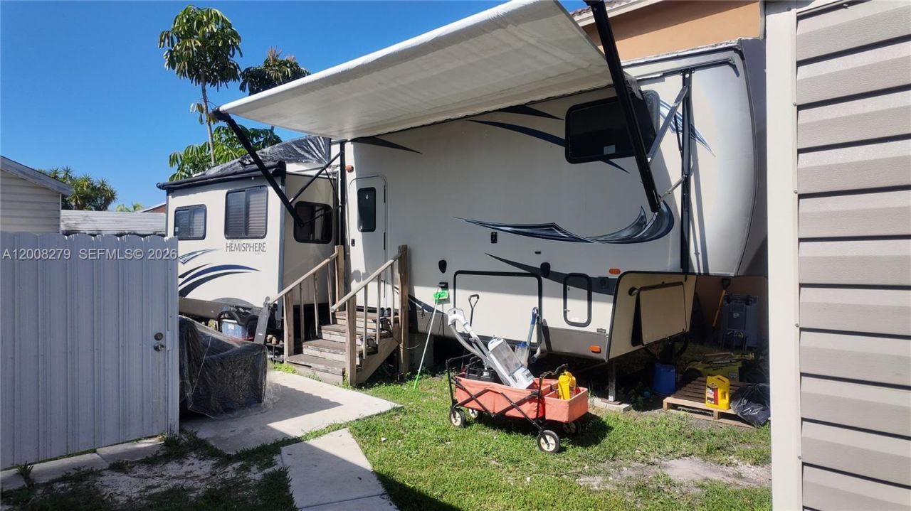 12260 SW 251st Ter, Homestead, FL 33032 Photo