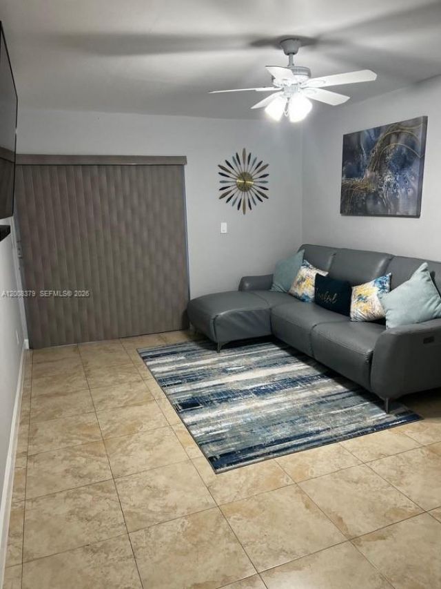 4370 NW 11th St, Unit 206, Miami, FL 33126 Photo