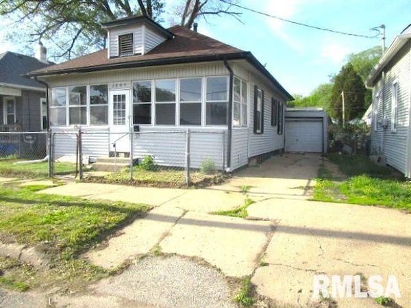 1205 MARGARET Street, Pekin, IL 61554