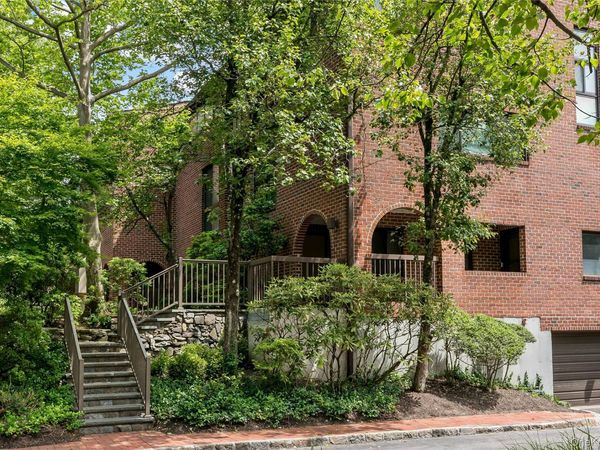 150 N Bedford Road , Unit 1E, Chappaqua, NY 10514