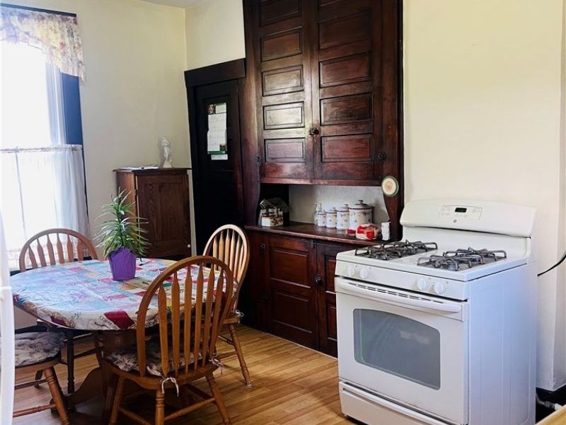 1121 N 7th Street, Martins Ferry, OH 43935 Photo 9