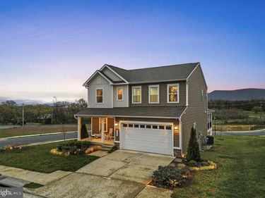 105 CEDAR SPRING DRIVE , STRASBURG, VA 22657