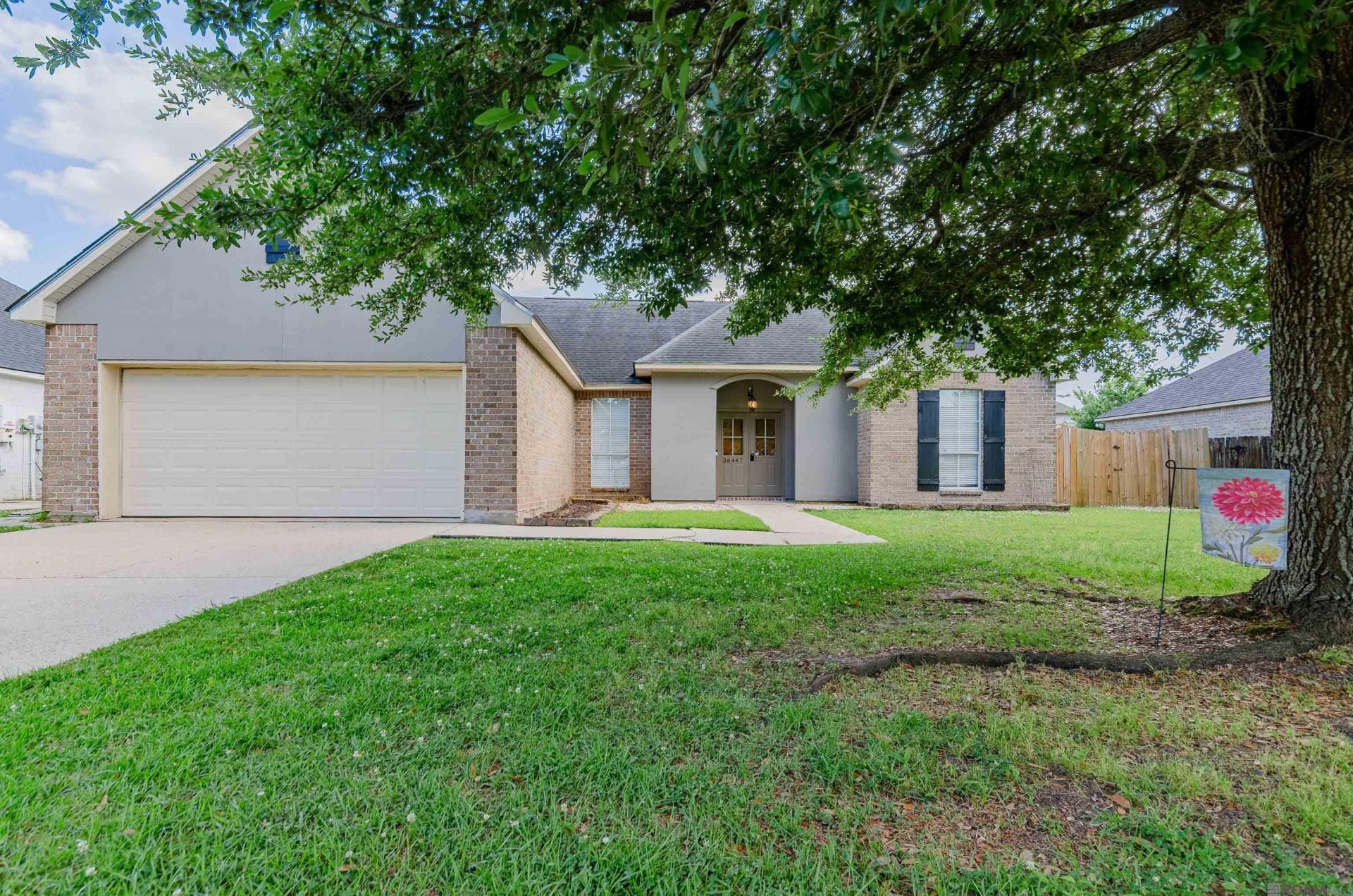 36447 Crestway Ave, Prairieville, LA 70769 Main Photo