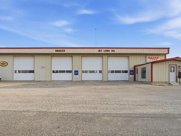 112 Santa Anna Avenue, Coleman, TX 76834