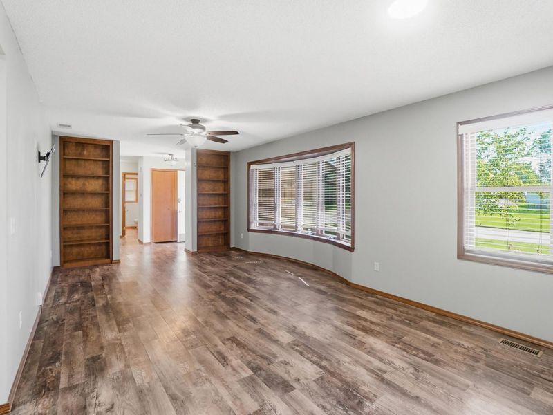 833 Glyncrest Drive, Wapakoneta, OH 45895 Photo 10