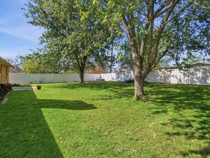 833 Glyncrest Drive, Wapakoneta, OH 45895 Photo 35