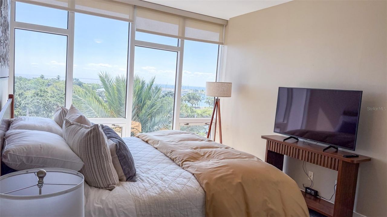 175 1st Street S, Unit 511, Saint Petersburg, FL 33701 Photo