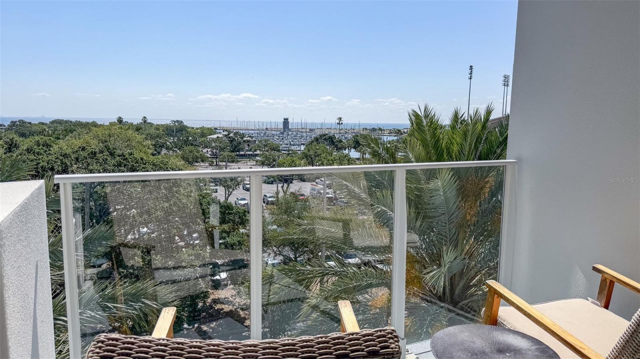 175 1st Street S, Unit 511, Saint Petersburg, FL 33701 Photo