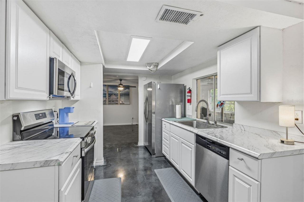 6410 Westport Drive , Port Richey, FL 34668 Photo