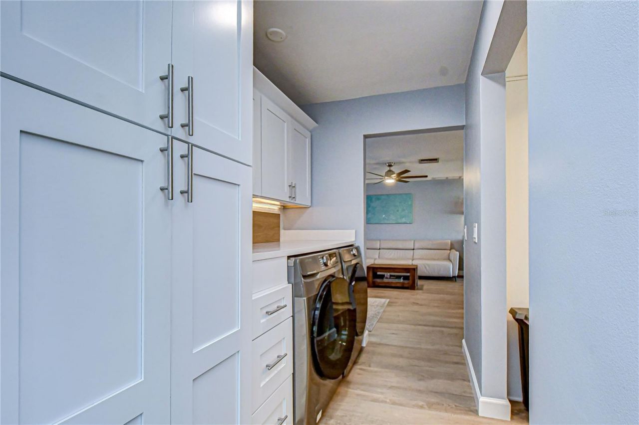 9625 Commodore Drive , Seminole, FL 33776 Photo