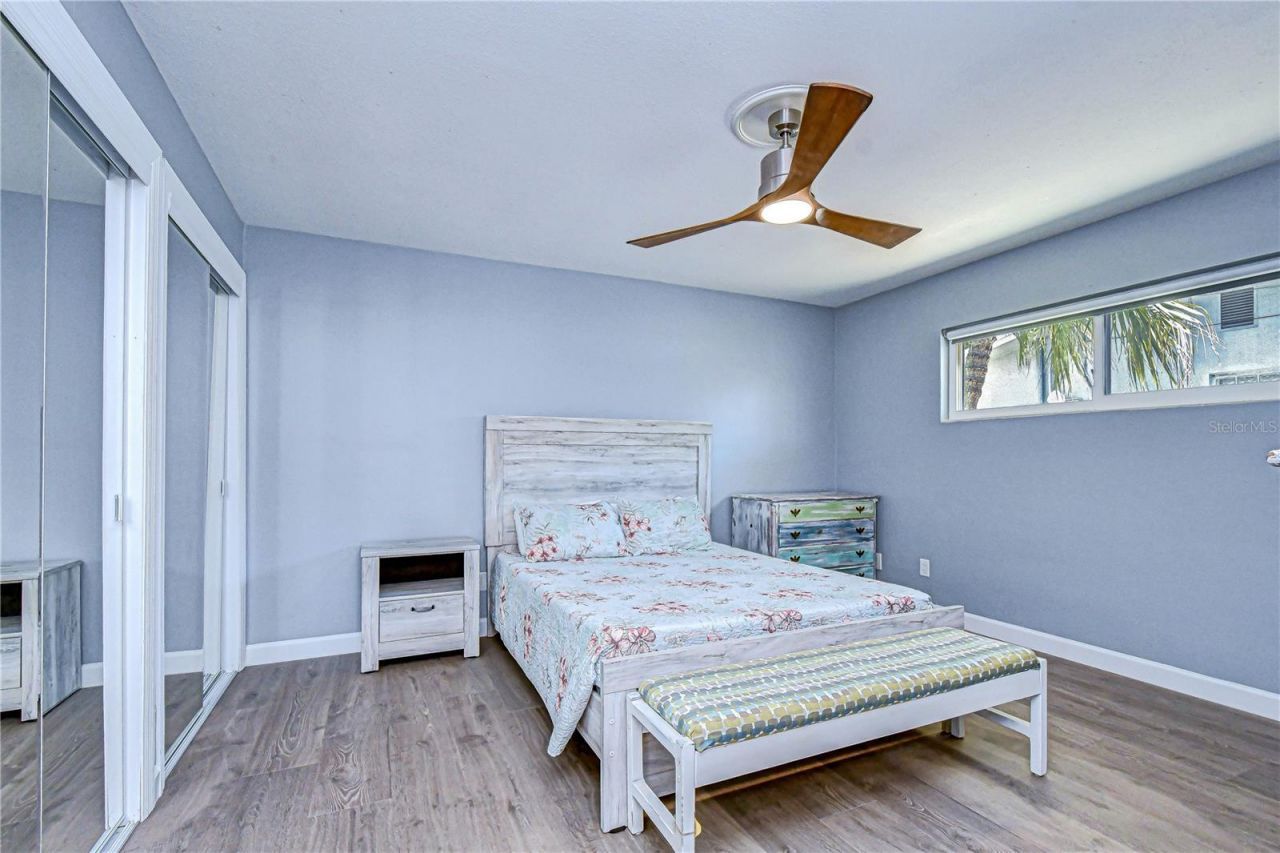 9625 Commodore Drive , Seminole, FL 33776 Photo