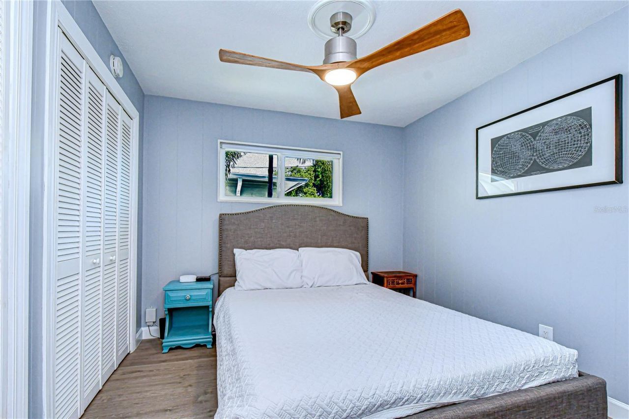 9625 Commodore Drive , Seminole, FL 33776 Photo