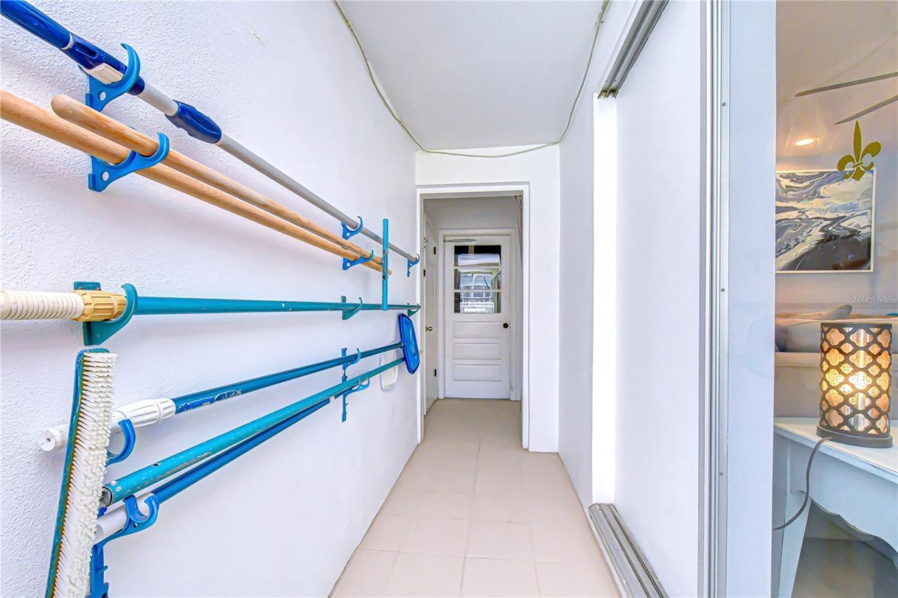 9625 Commodore Drive , Seminole, FL 33776 Photo