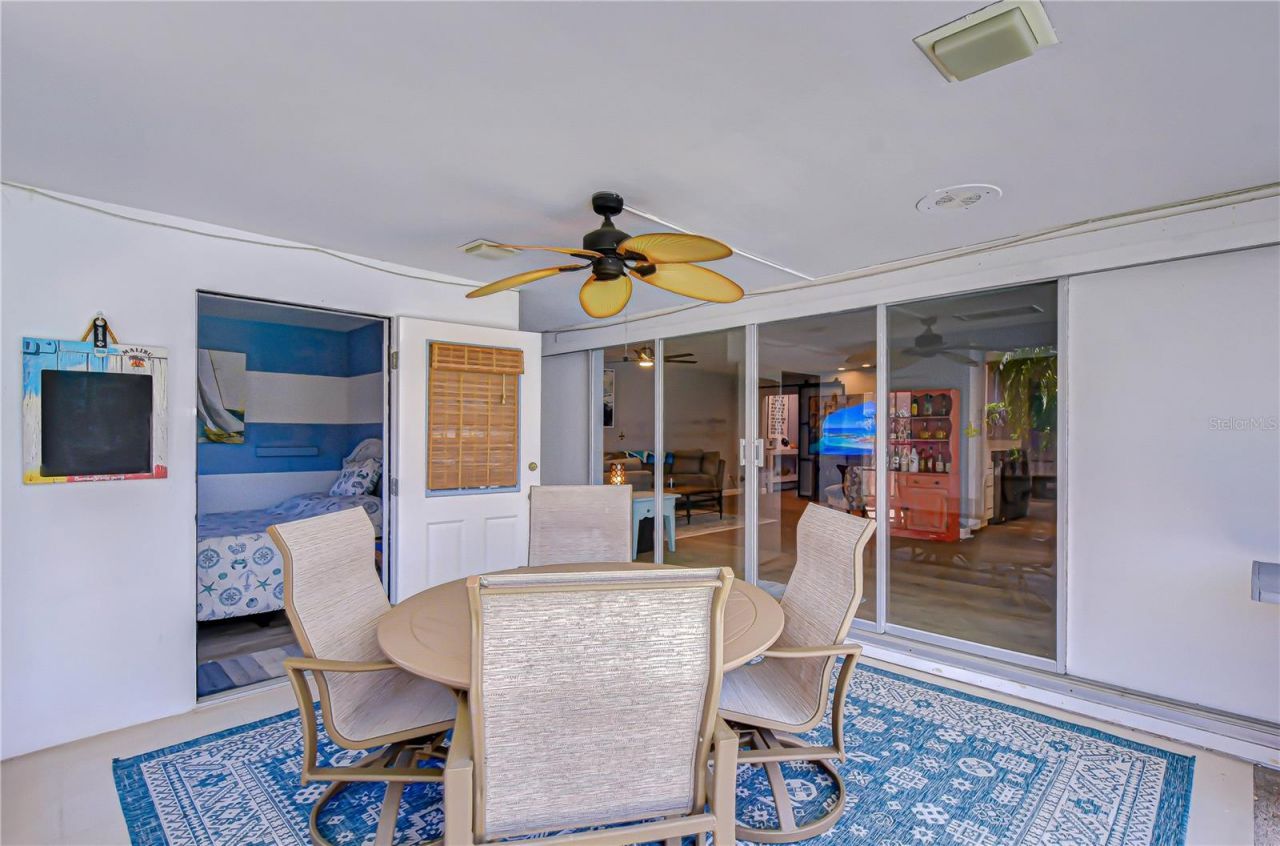 9625 Commodore Drive , Seminole, FL 33776 Photo