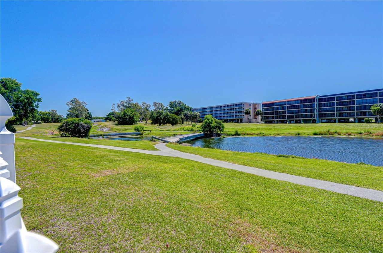 9625 Commodore Drive , Seminole, FL 33776 Photo