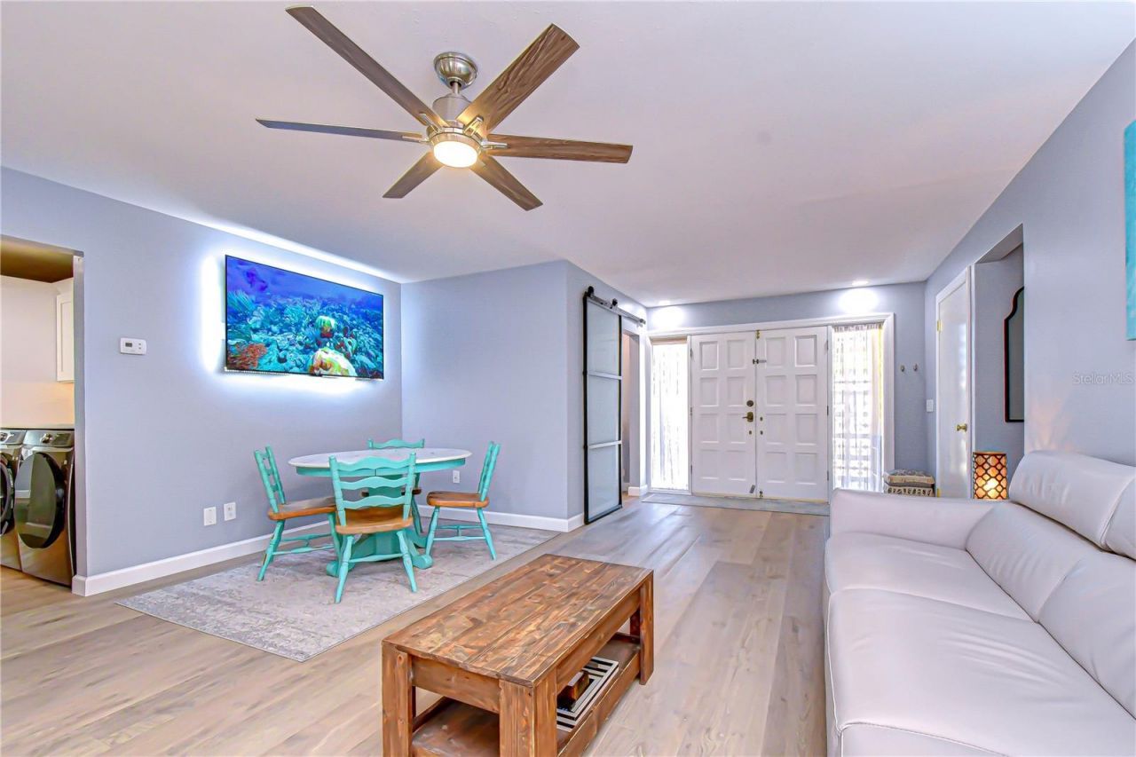 9625 Commodore Drive , Seminole, FL 33776 Photo