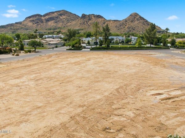 5702 E CABALLO Drive, Unit 7, Paradise Valley, AZ 85253