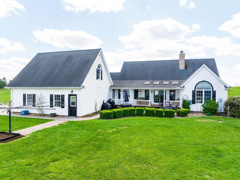 2040 Wesley Chapel Road, Zanesville, OH 43701 Photo 4
