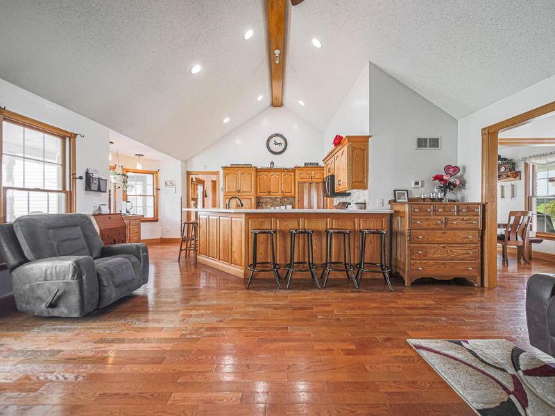 2040 Wesley Chapel Road, Zanesville, OH 43701 Photo 9