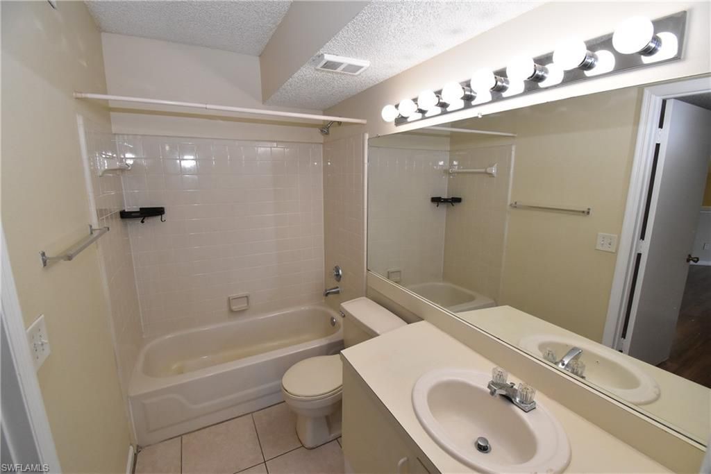 13625 Eagle Ridge Dr , Unit 333, Fort Myers, FL 33912 Photo
