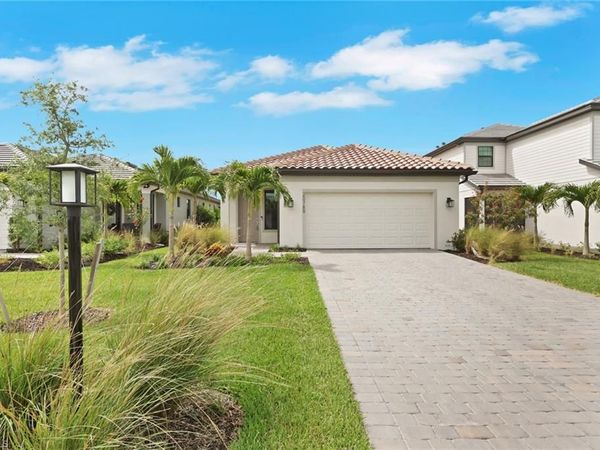 20789 Napa LOOP, ESTERO, FL 33928