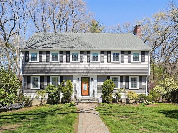 6 Duggan Dr, Framingham, MA 01702