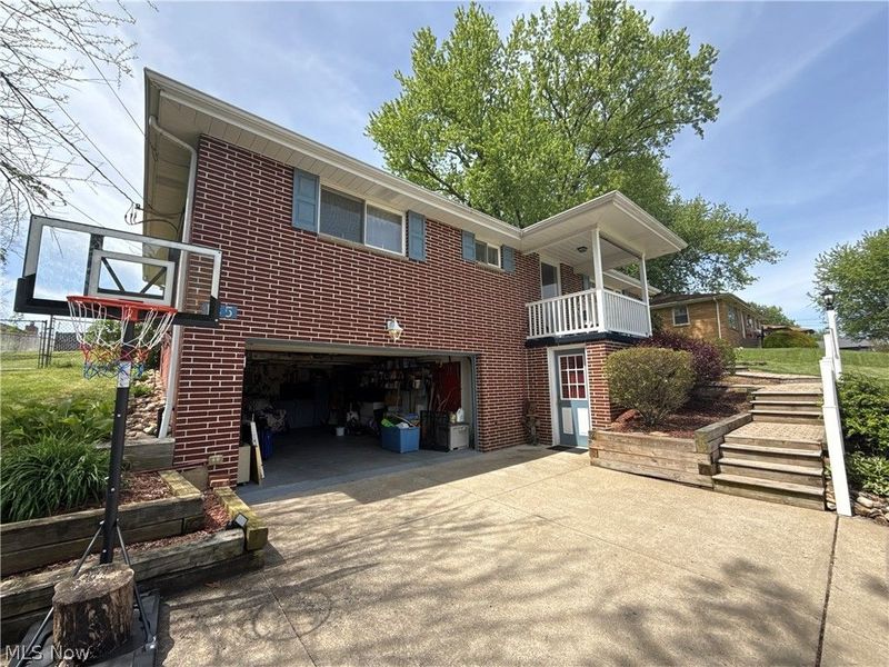 135 Melinda Avenue, Wintersville, OH 43953 Photo 3