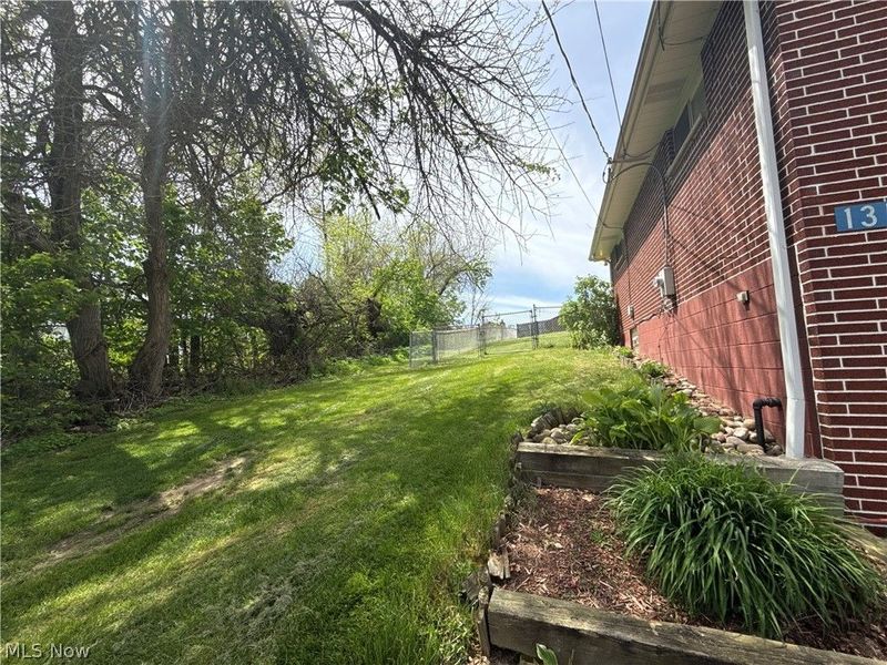 135 Melinda Avenue, Wintersville, OH 43953 Photo 4