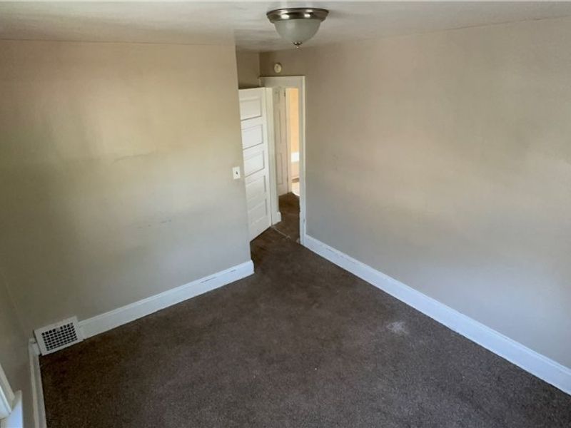 1075 E 177th Street, Cleveland, OH 44119 Photo 14