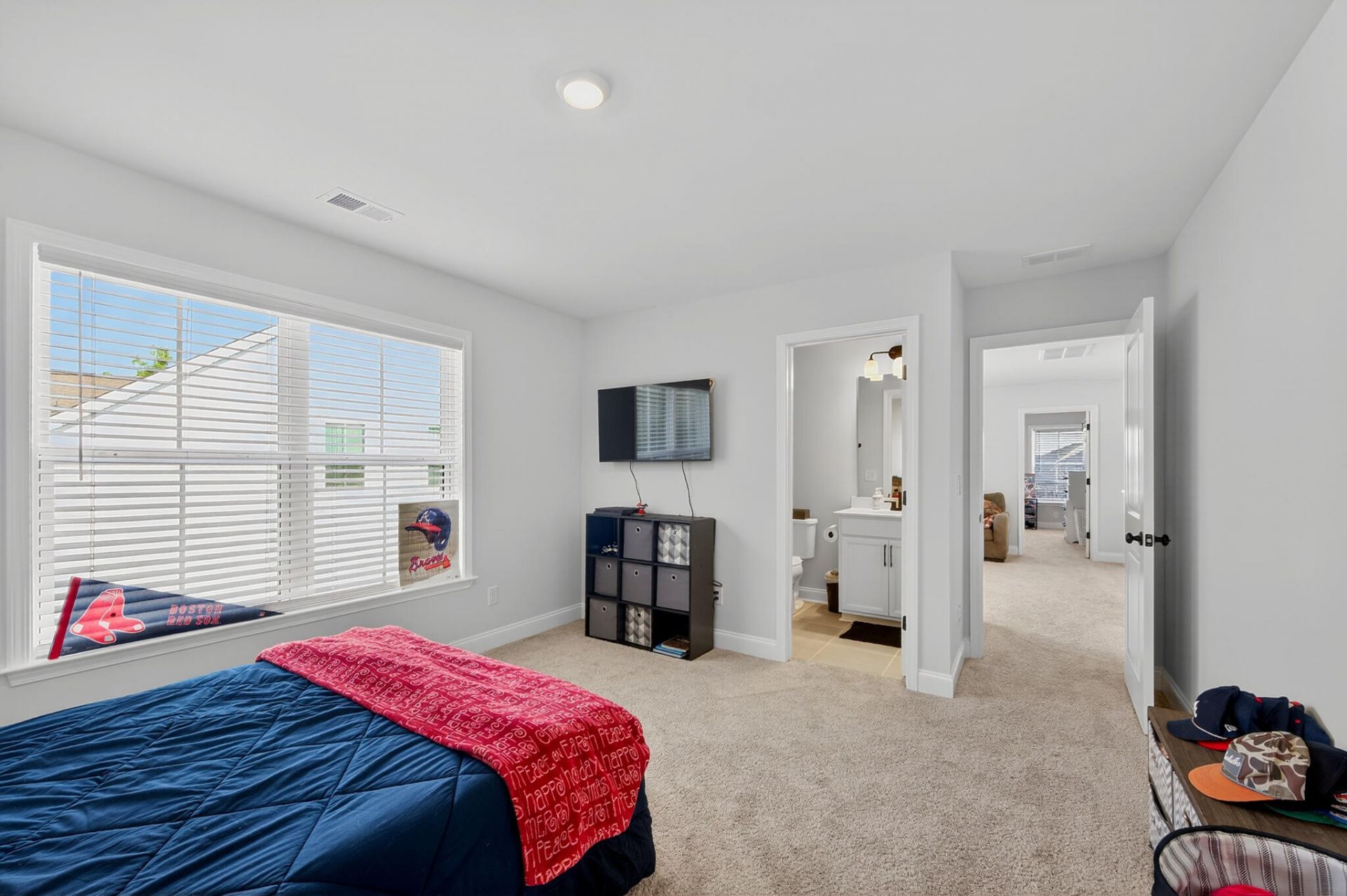 327 Hillman Trail Photo 17