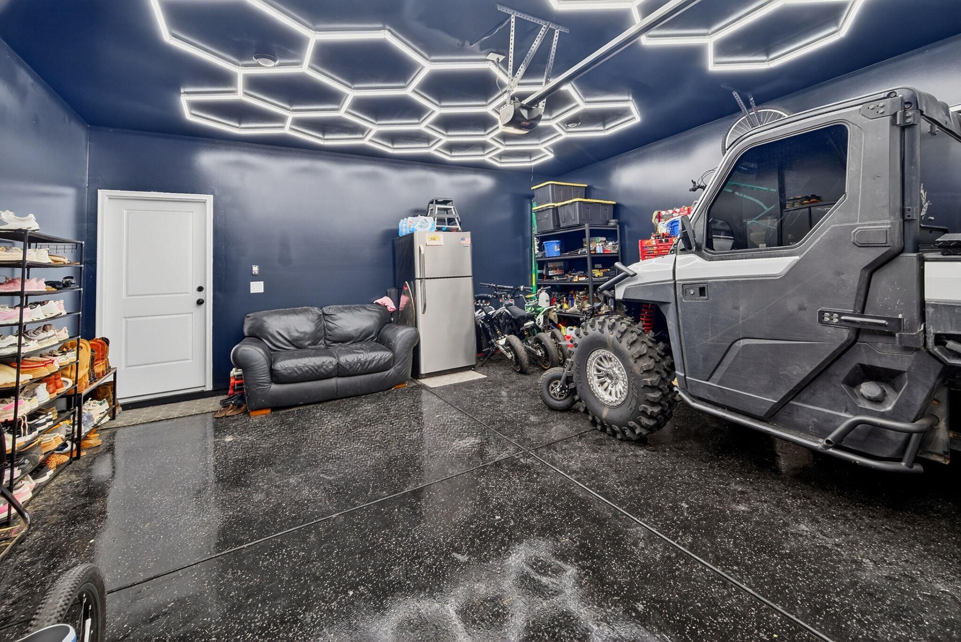 327 Hillman Trail Photo 29