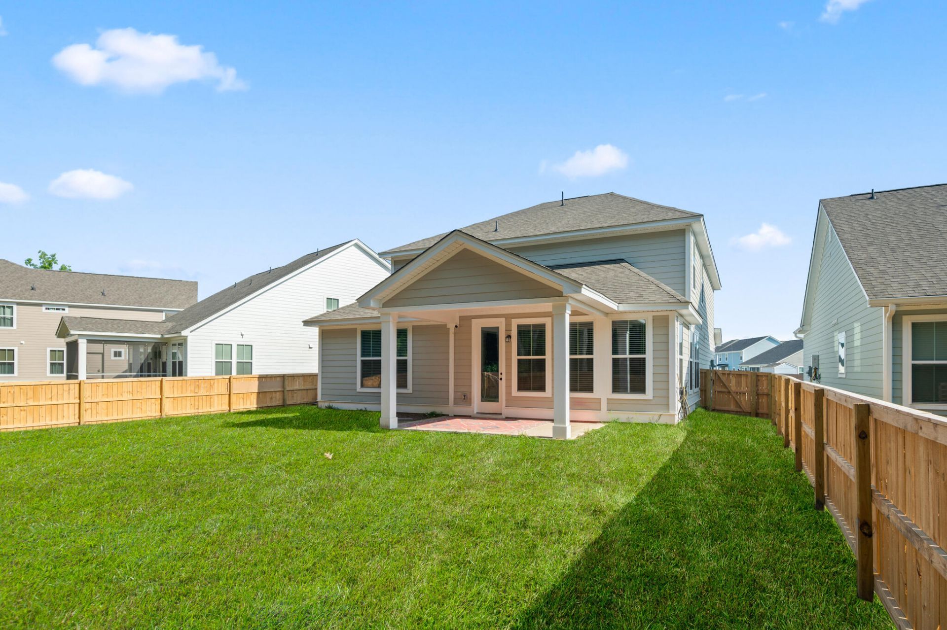 327 Hillman Trail Photo 32