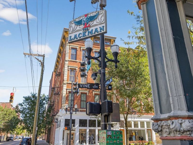 1237 Vine Street, Unit 3, Cincinnati, OH 45202 Photo 2