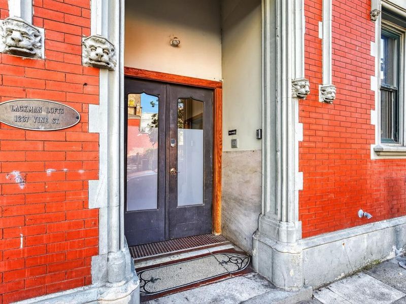 1237 Vine Street, Unit 3, Cincinnati, OH 45202 Photo 3