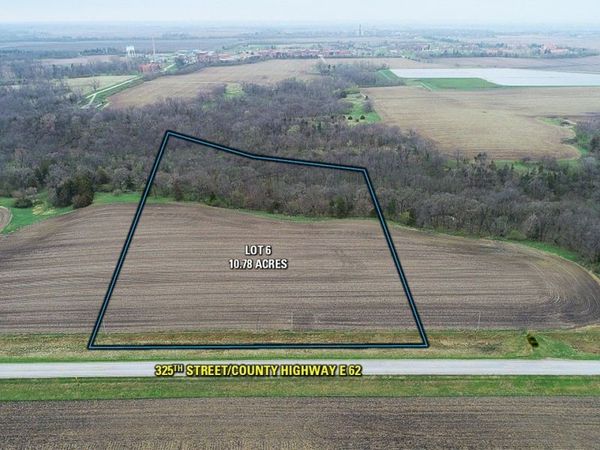 06 325th Street, Woodward, IA 50276