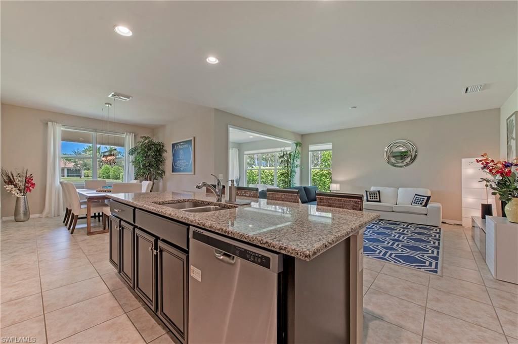 28000 Quiet Water Way , Bonita Springs, FL 34135 Photo