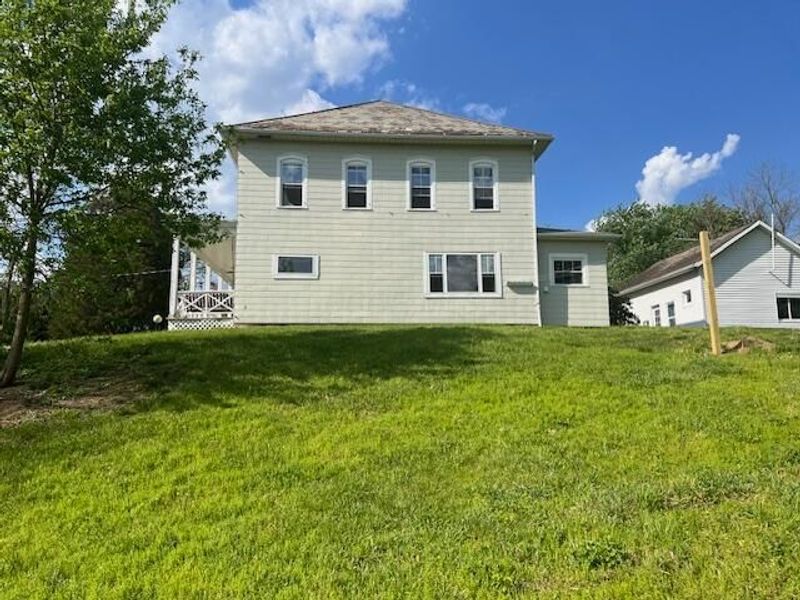 5470 N River Road E, Zanesville, OH 43701 Photo 5