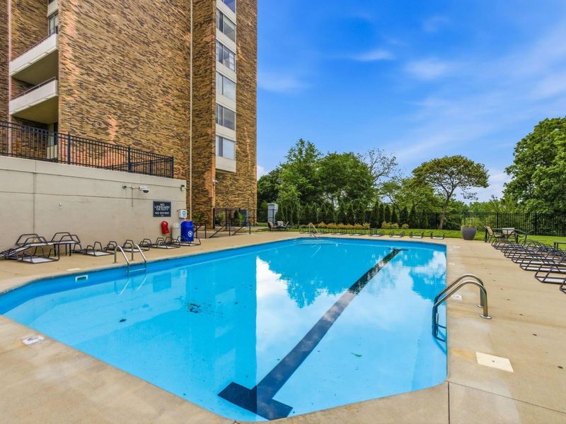 1000 Urlin Avenue, Unit 511, Columbus, OH 43212 Photo 11