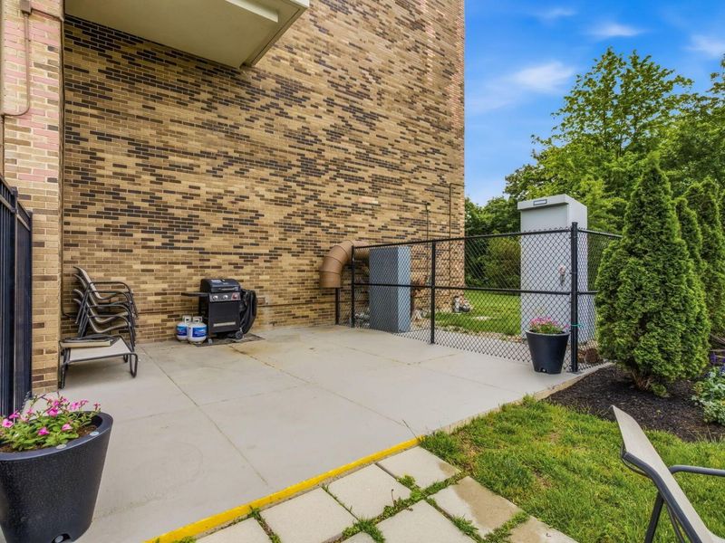 1000 Urlin Avenue, Unit 511, Columbus, OH 43212 Photo 9