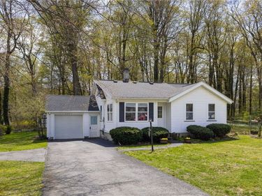 2457 Westside Drive, Rochester, NY 14514