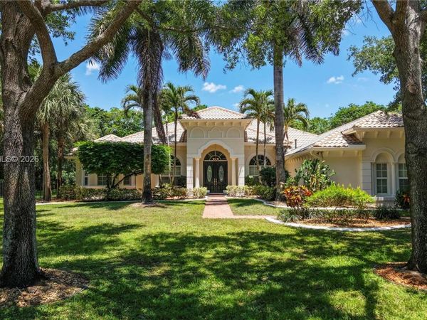 12743 N Winners Cir , Davie, FL 33330